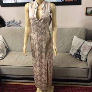 New Evening Dress size 8 , nice natural color